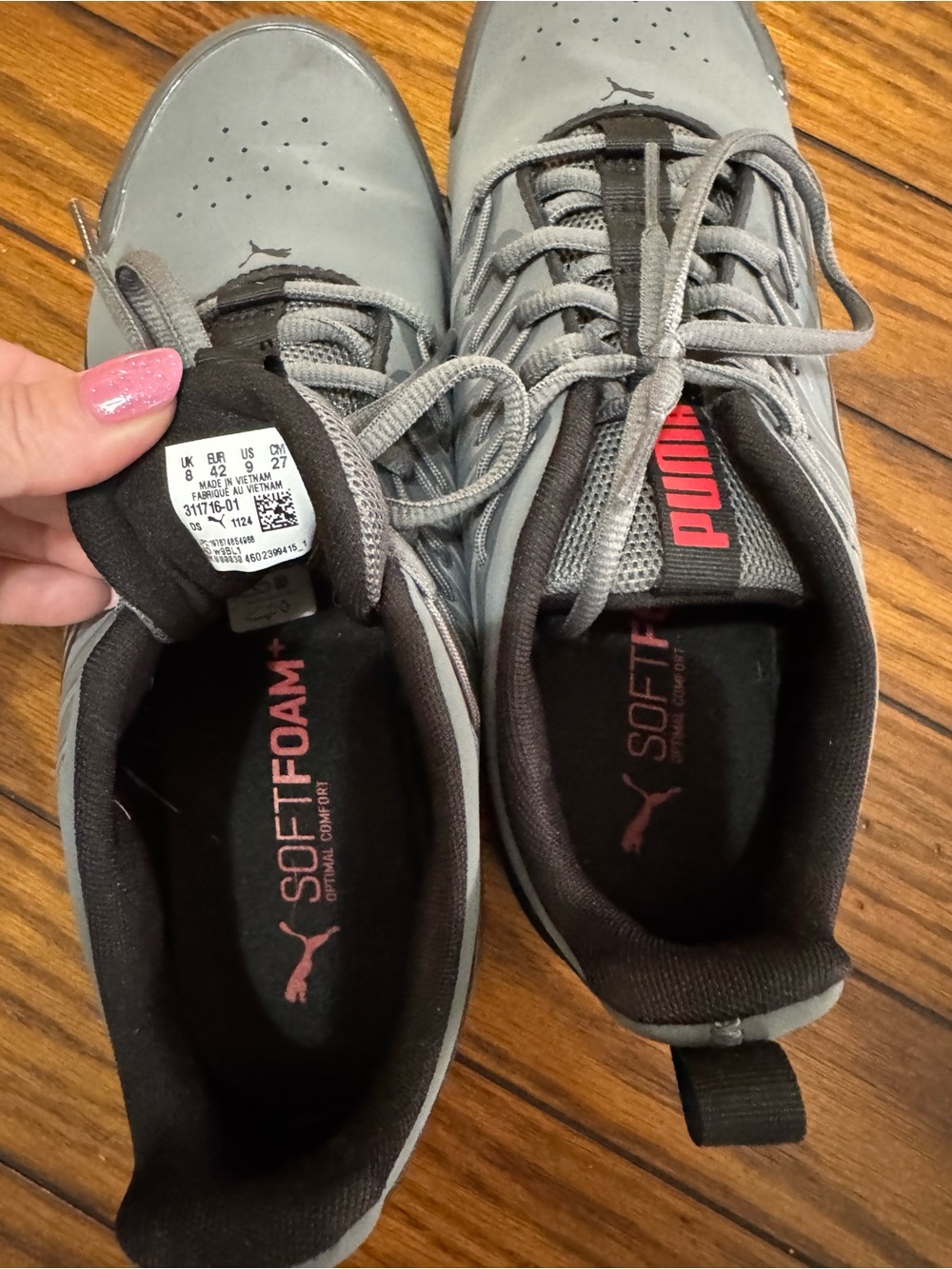 Puma Men’s Gray Athletic Sneakers with Black Accents - Picture 4 of 6